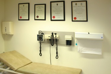 Healthwell Clinic - Occupational Health Clinic and General Practice (G.P. Surgery) in Clinsilla, Dublin - Surgery Room 1